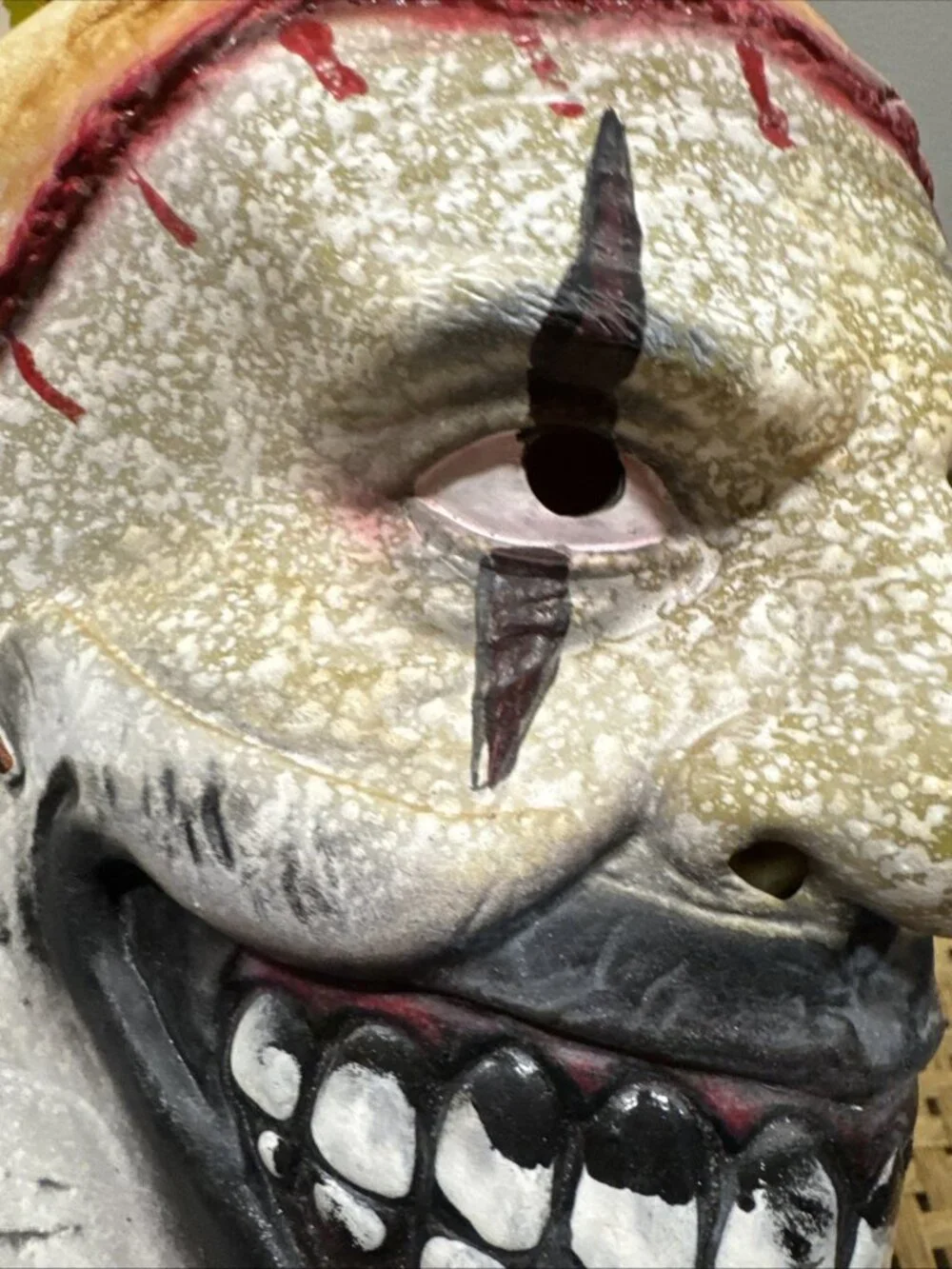 American Horror Story Freak Show Twisty the Clown Adult Mask Halloween Costume